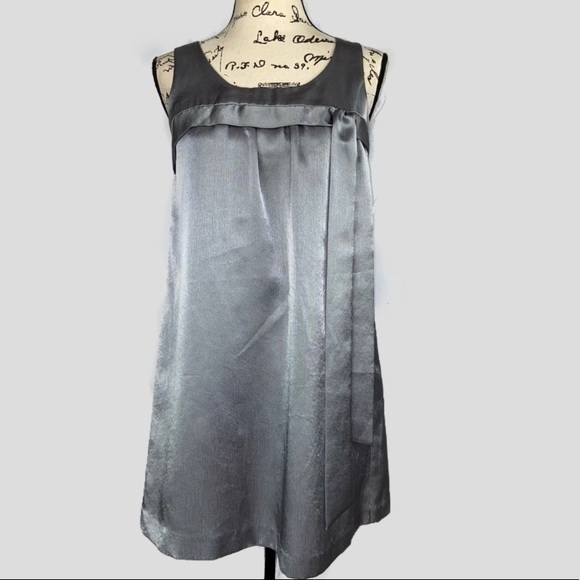 Soda Blu Trapeze Metallic Silver Satin Dress - Picture 1 of 8